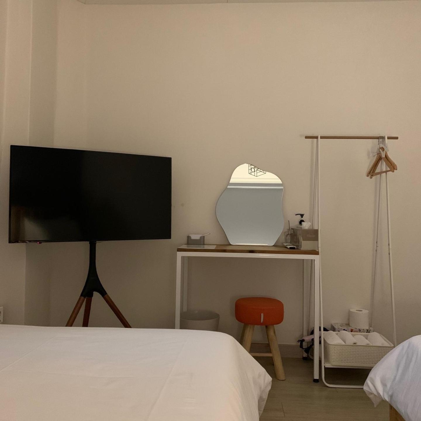 Hostel Espace Чхунчхон Екстер'єр фото