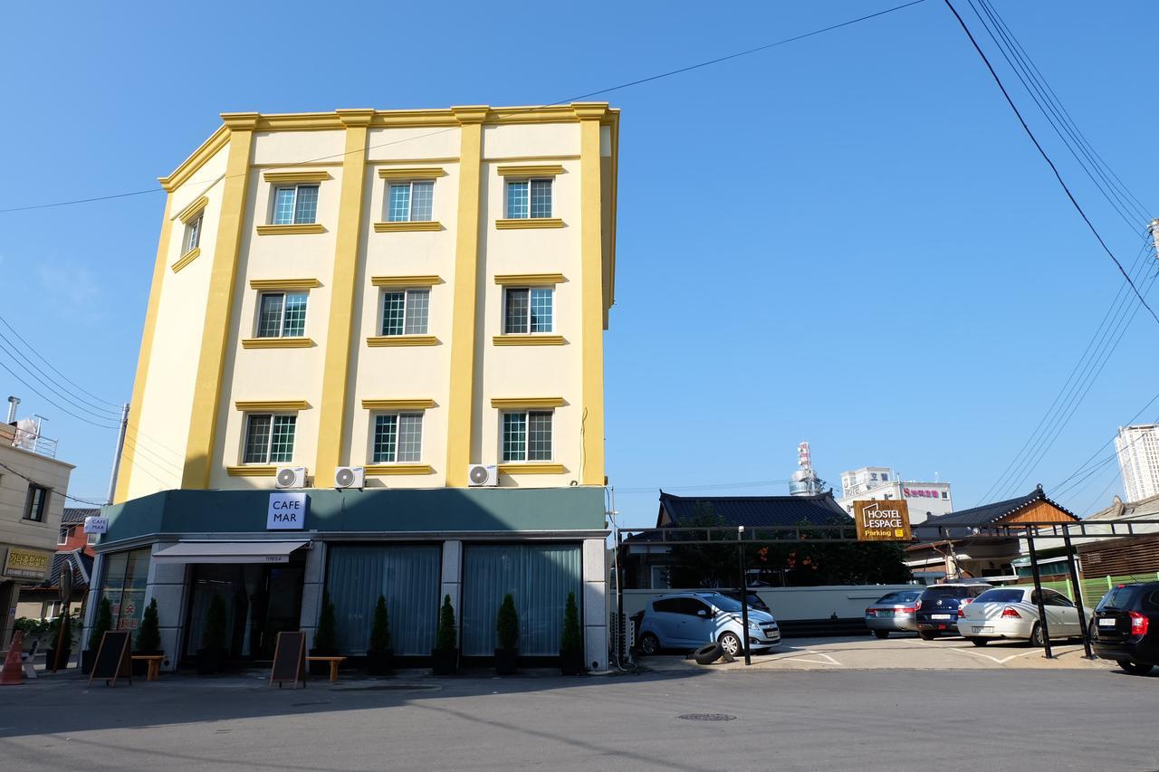 Hostel Espace Чхунчхон Екстер'єр фото